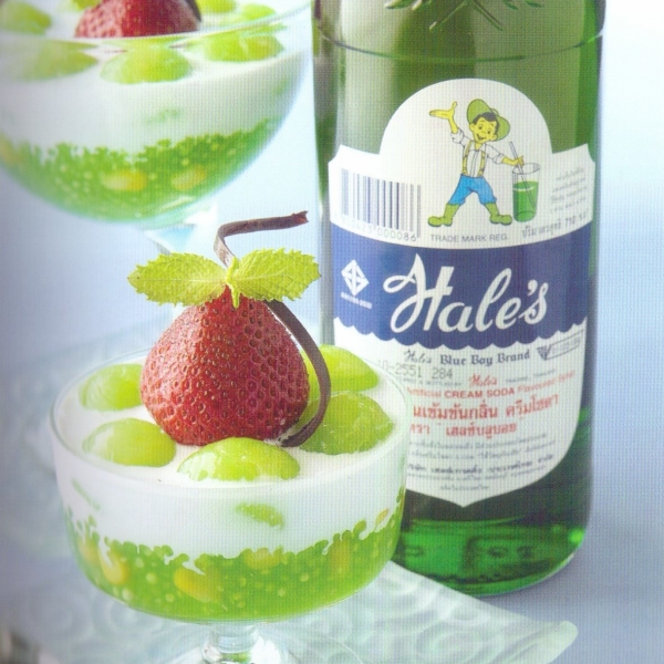 Cream Soda Sago Pearl with Longan