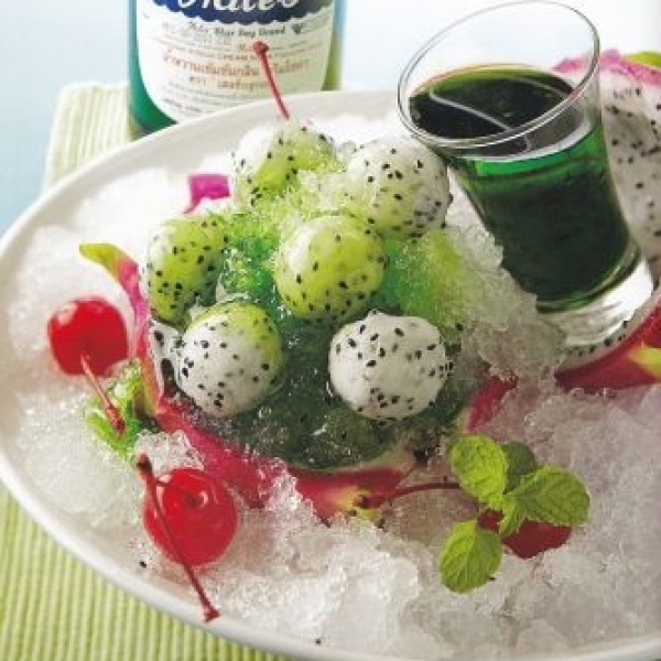Dragon fruit on Ice