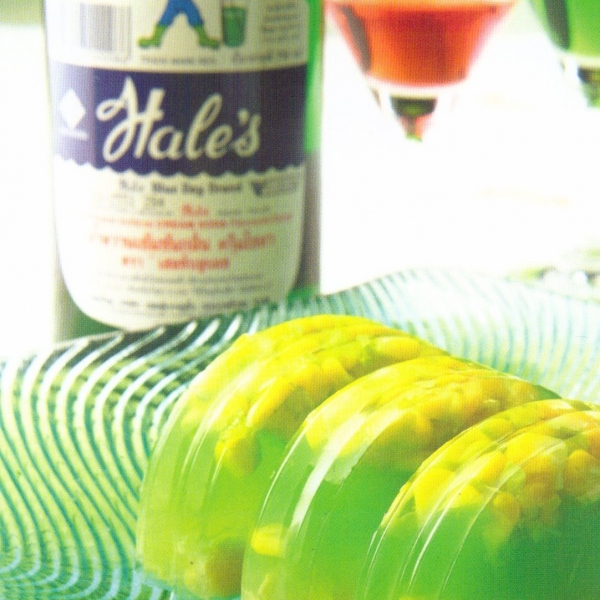 Cream Soda Jelly with Corn Kernels