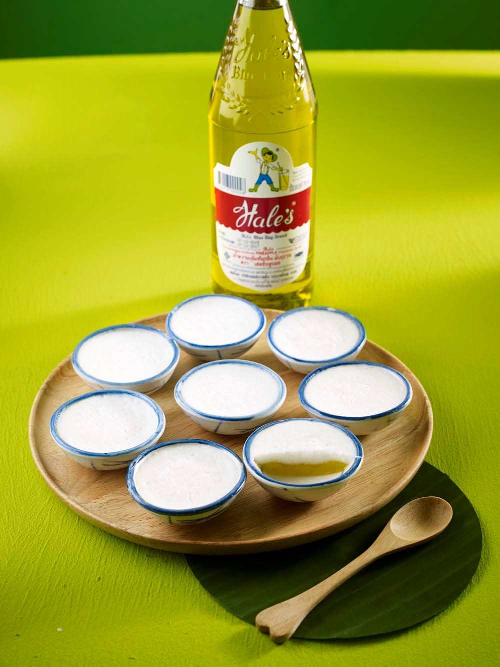 Pineapple Flavored Thai Kanom Tuay